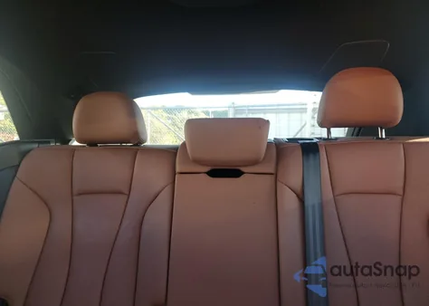 2021 Audi Q8 Premium Plus z USA, uszkodzony, nr VIN WA1BVAF19MD022507